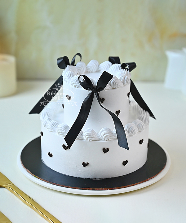 Ribbon Charm Cake